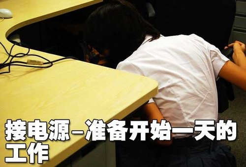 【《<em>奋斗</em>》<em>女主角米莱</em>竟在上海通用汽车做小职