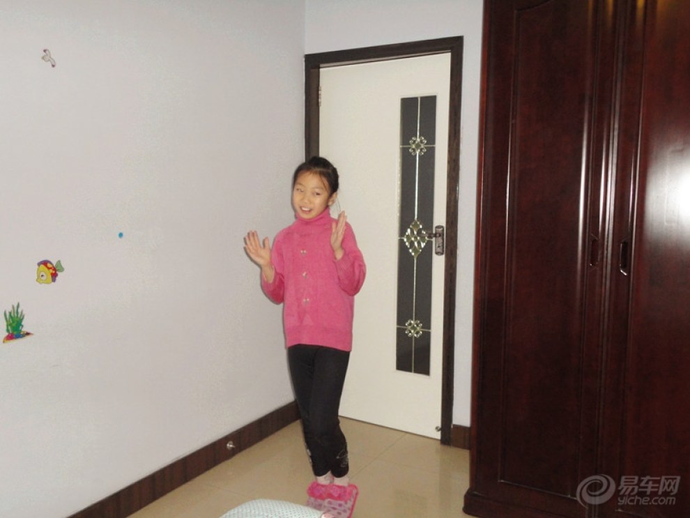 【【宝贝成长日记】131222宝贝<em>姑娘</em>练习<em>舞蹈</em>