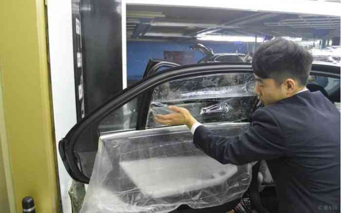 【像梦一样自由,向天空一样坚强,用歌词来作为