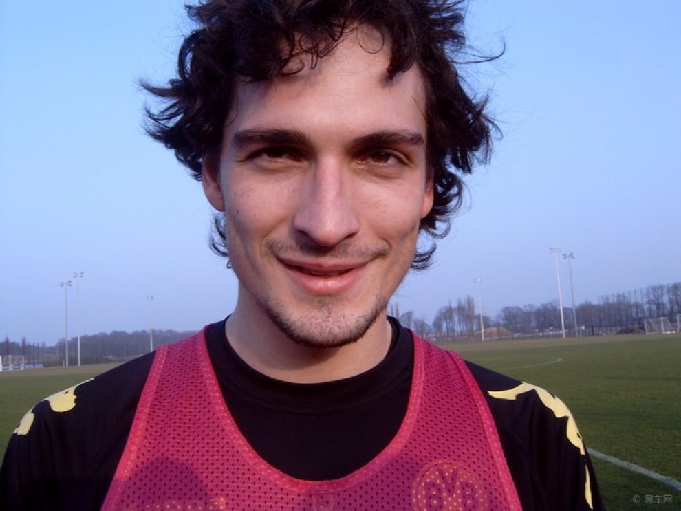 【德专家:胡梅尔斯缺乏领袖气质 多特仍需队长