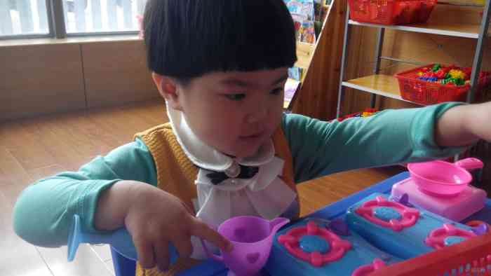 【【宝贝快乐秀】宝宝在幼儿园上课!】超级宝