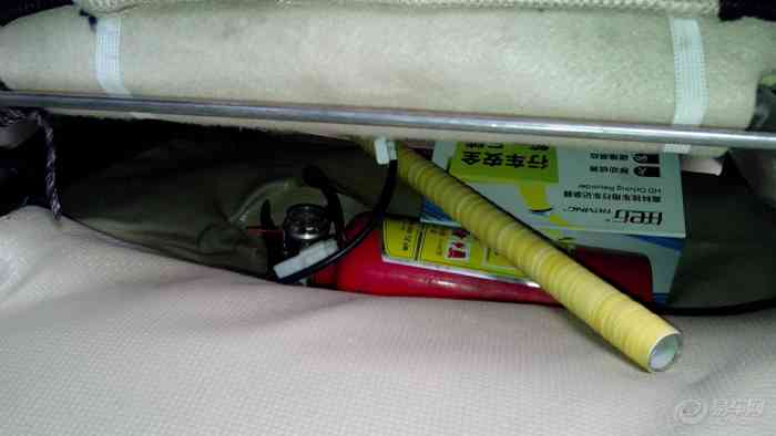 【【我要看车展】我为小三清洁内饰】长城C3