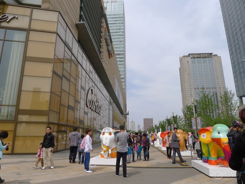 【彩绘大象雕塑在沈阳万象城展出】_辽宁论坛