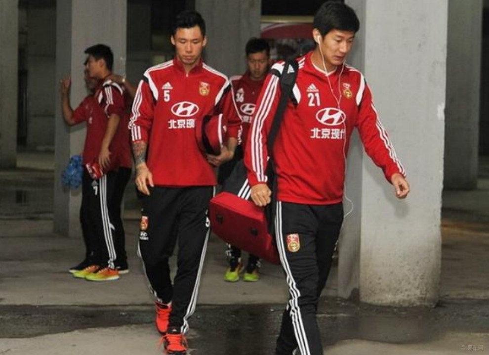 【【足球盛宴】中国vs约旦 冰城之战 赛后球员