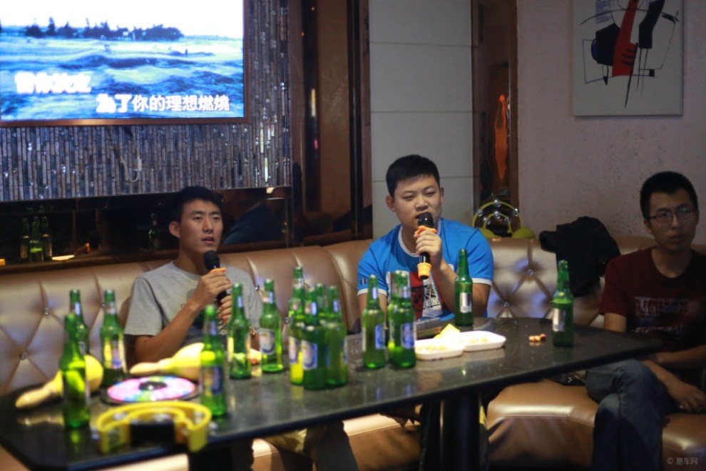【【山东长安车友德州分会】9.12车友唱K照片