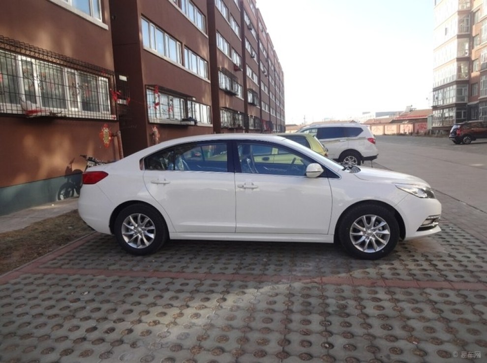 【提车回家了开着自己的车感觉就是不一样,媳