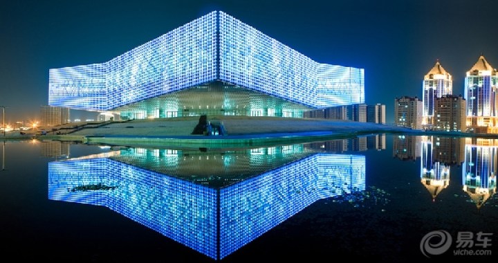 【伊旗推行15年免费教育两免一补政策】_内