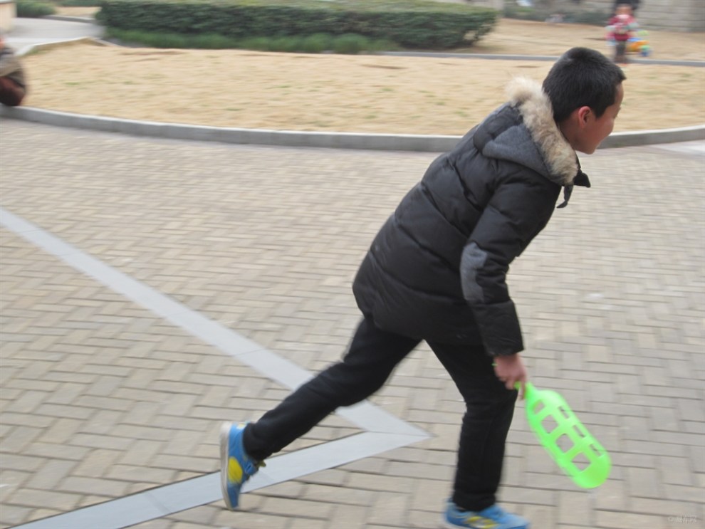 【【超宝动起来】我陪宝贝玩抛接球!】_超级宝