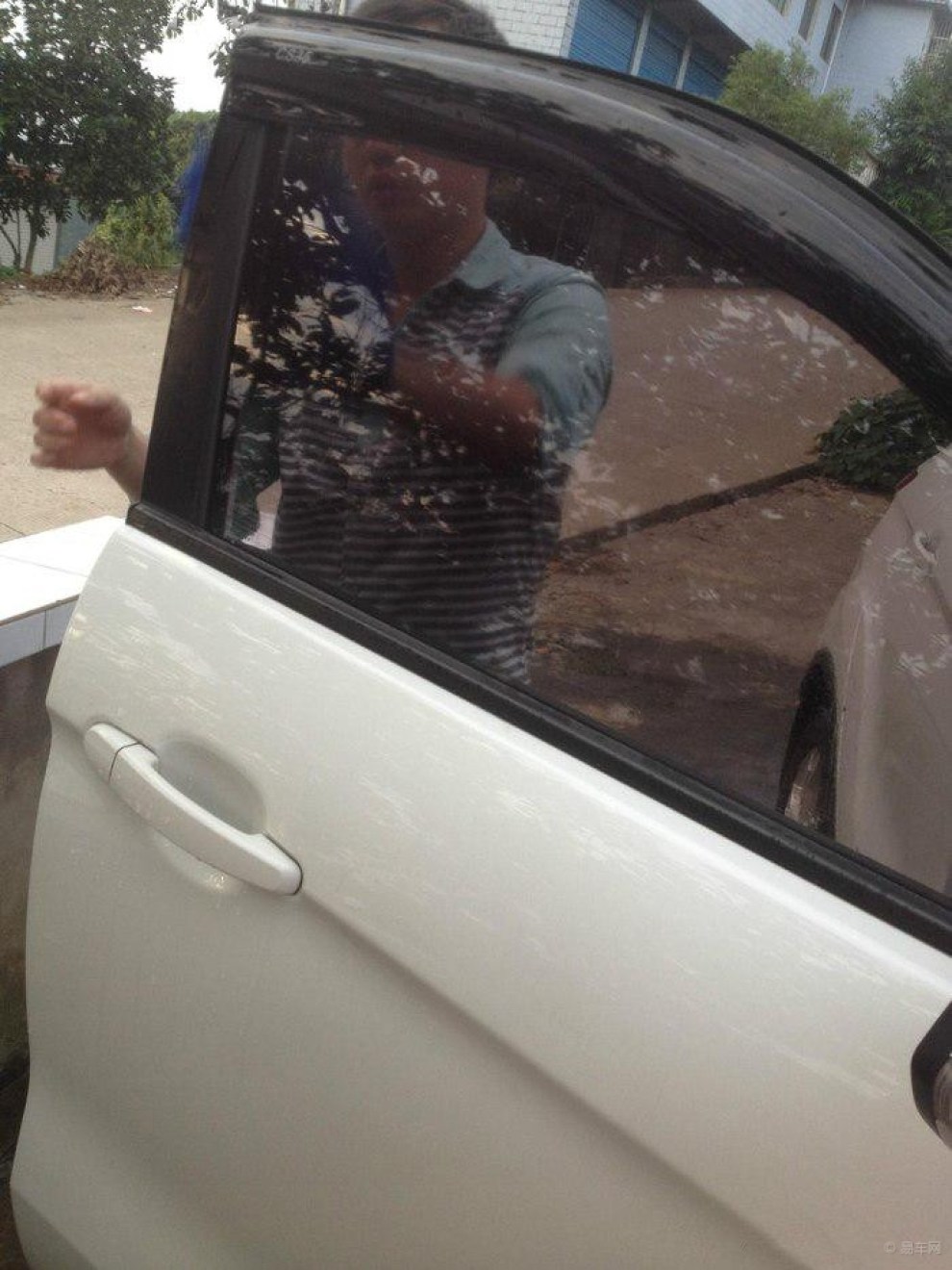 【美女<em>妹妹</em>和帅气<em>哥哥</em>的洗车之记!求<em>射精</em>。】