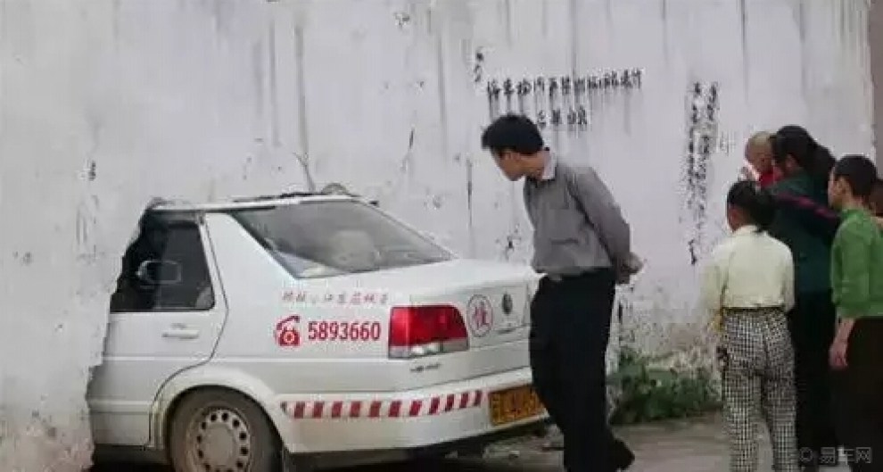 【【搞笑一下】学车时全中国的教练都是这样的