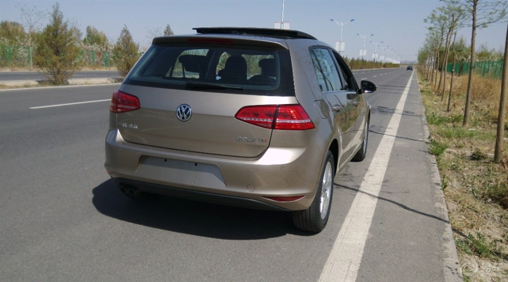 【大众情结 金色高尔夫 1.4T自动舒适型提车