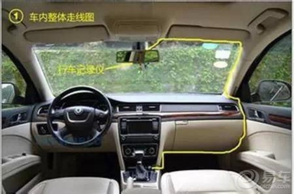 【碰瓷狗跟女司机捧火了行车记录仪,怎么选个