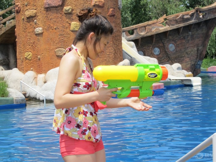 【呲水枪大战】_辽宁车友会_汽车论坛-易车网