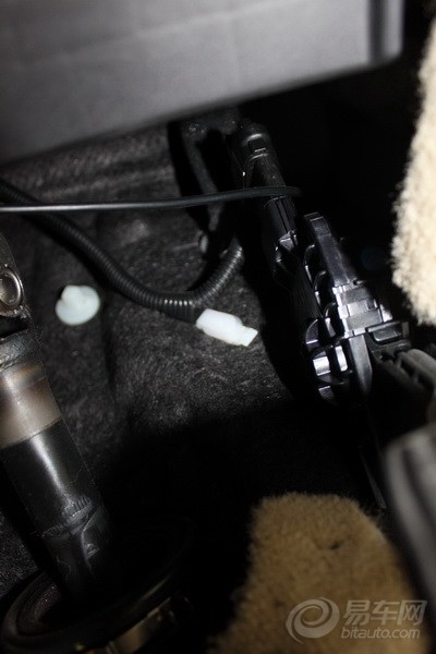 【丰田皇冠安装卡妙思电子节气门控制器】_皇