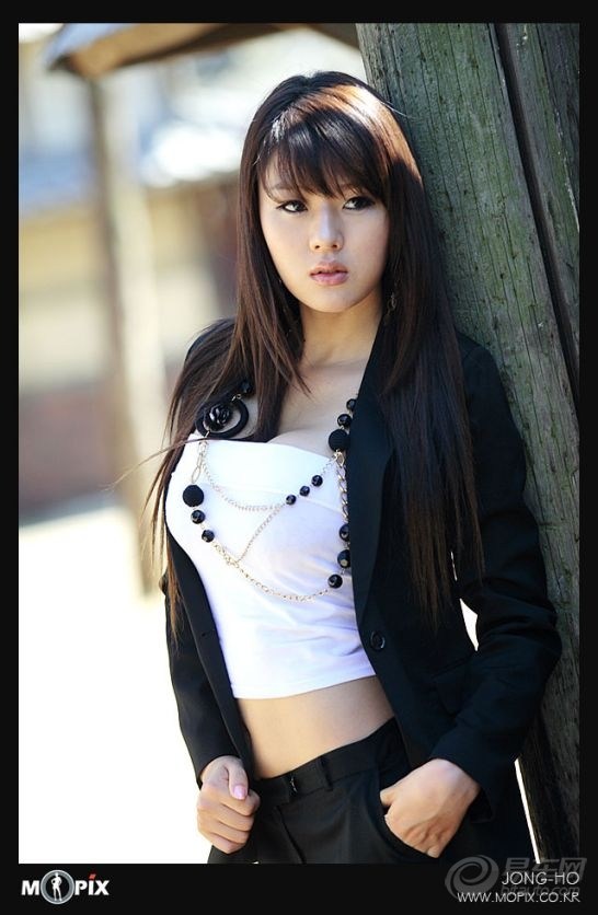 韩国车模黄美姬美图