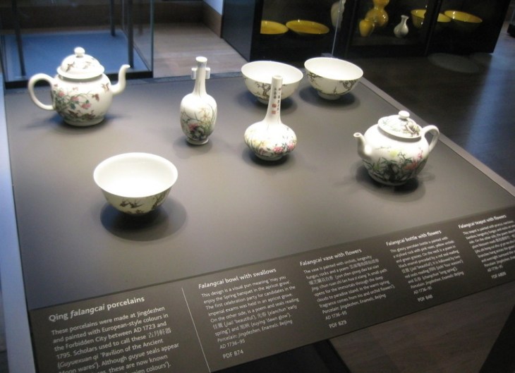 杯碗猜一成语_一图一成语猜答案大全