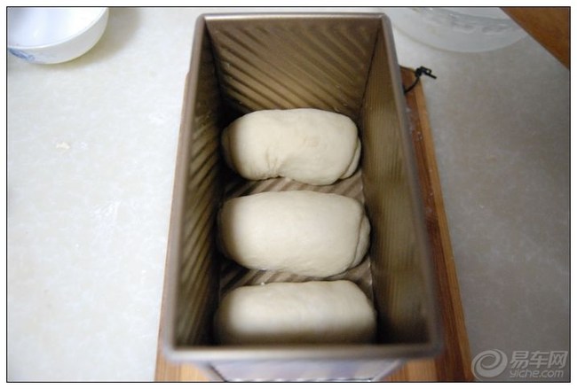 【今晚吃什么】408会长学做饭:牛奶土司面包