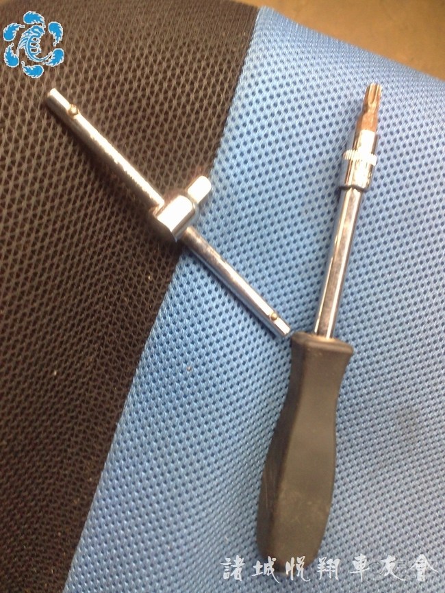 【悦翔多功能方向盘改装、拆装过程详细图片以