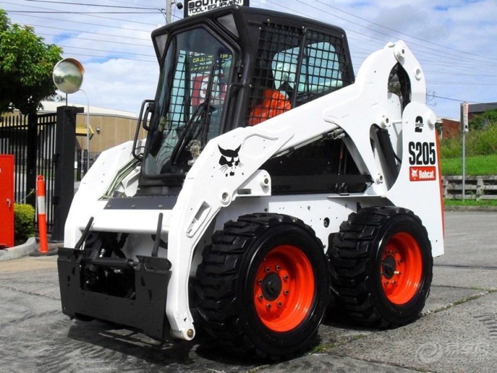 只发精品1:50 bobcat 山猫皮卡 滑移装载机拖车套装