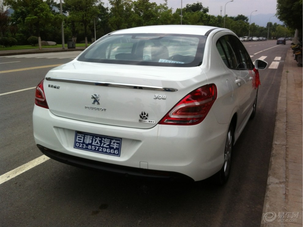 2013款东风标致308提车一周交作业,波红骚气极了