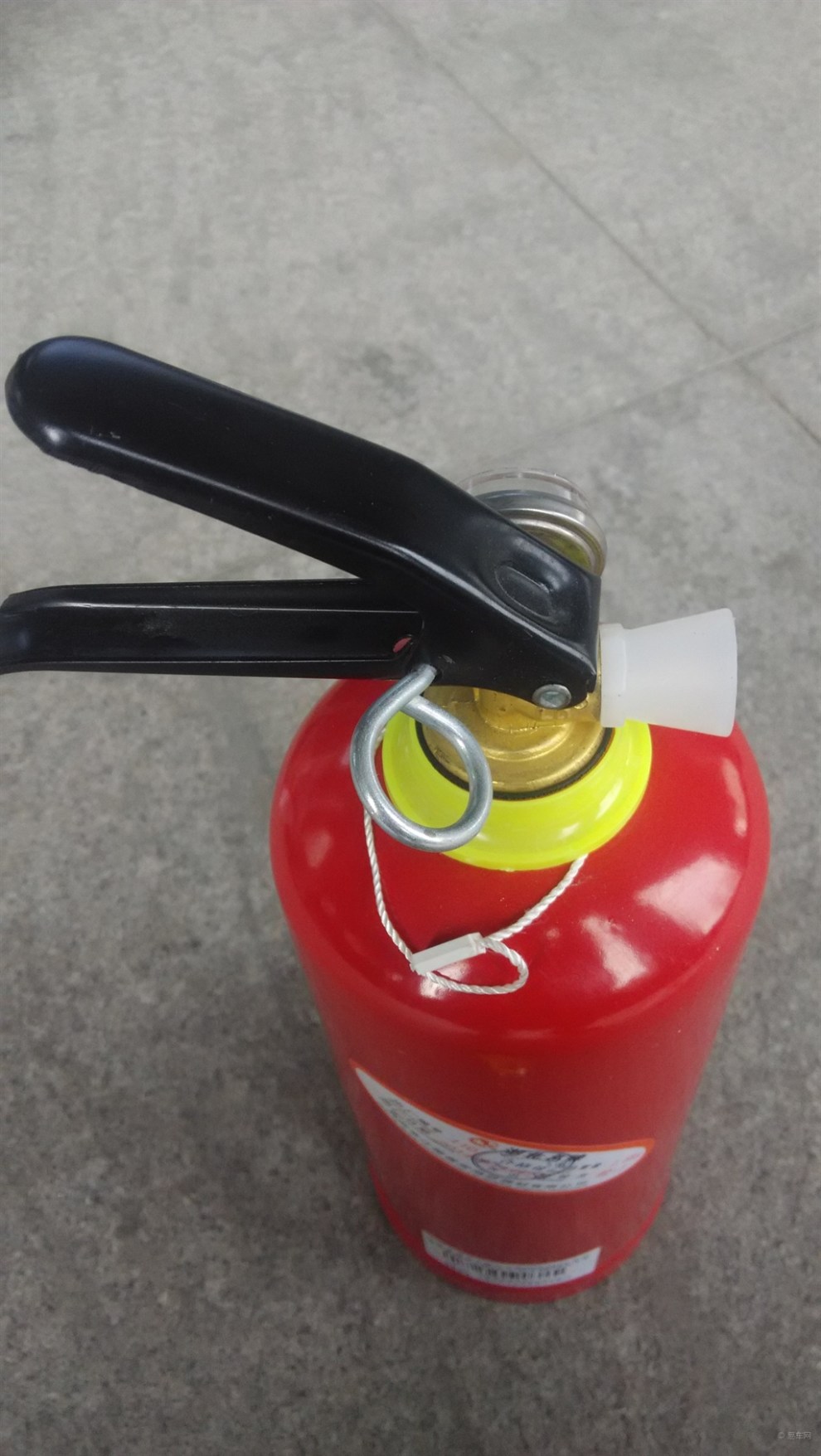晒晒我买的车载灭火器