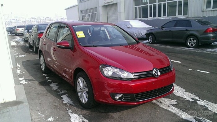 红色高尔夫6,乌鲁木齐提车作业