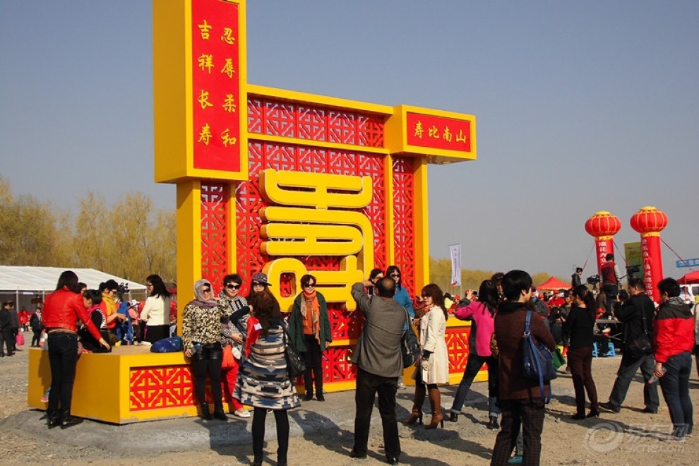 爱新疆游家乡梦幻桃源——石河子第八届国际桃花节游记