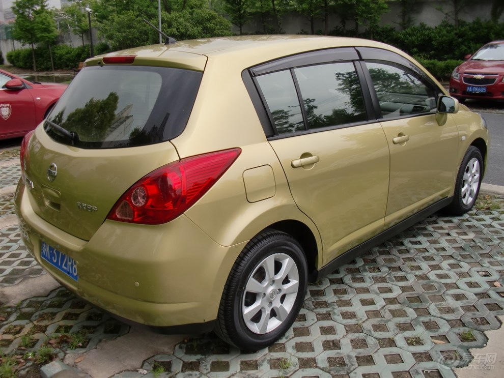 上海极好车况:出售07年自家骐达1.6手动!