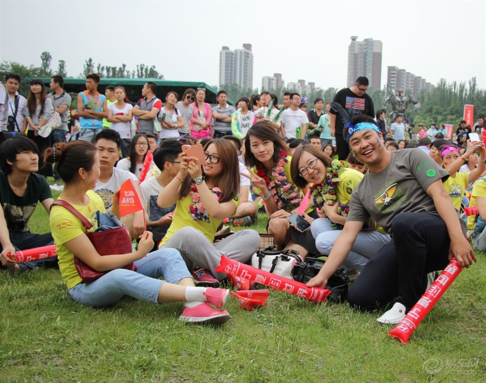 去西夏啤酒节现场,只为迎接那个西藏归来的小熊和x80车队!