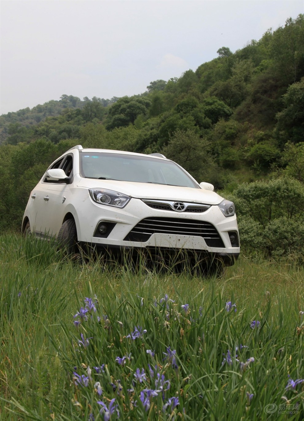 1,是江淮瑞风s5是江淮汽车新推出的一款全新中级城市suv产品,该车具有