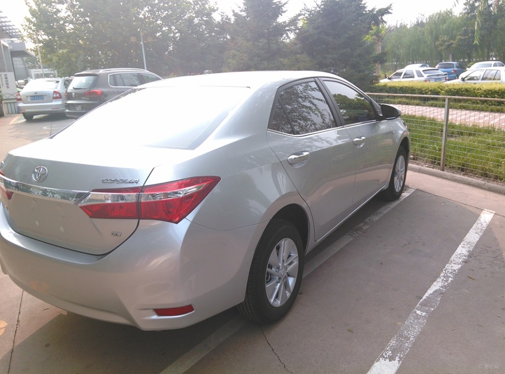 银色全新卡罗拉 已提车 求掌声