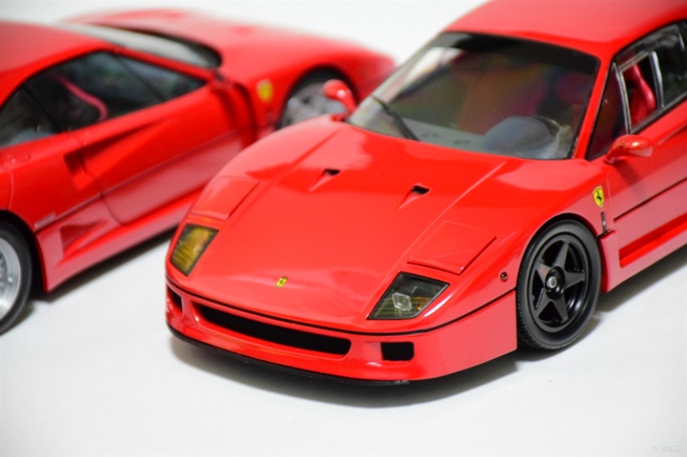【汽车模型摄影】无可替代的传奇--法拉利f40