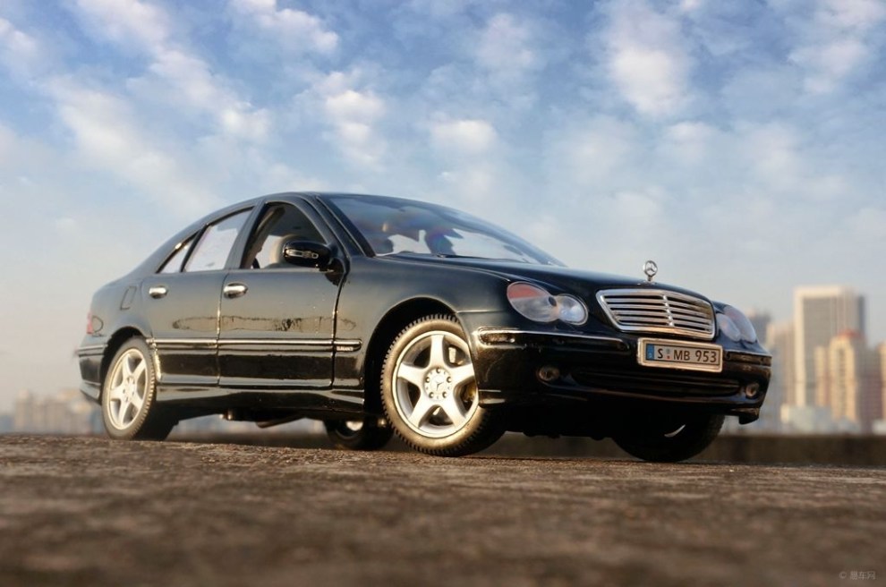 【汽车模型摄影】第二代奔驰c(w203)