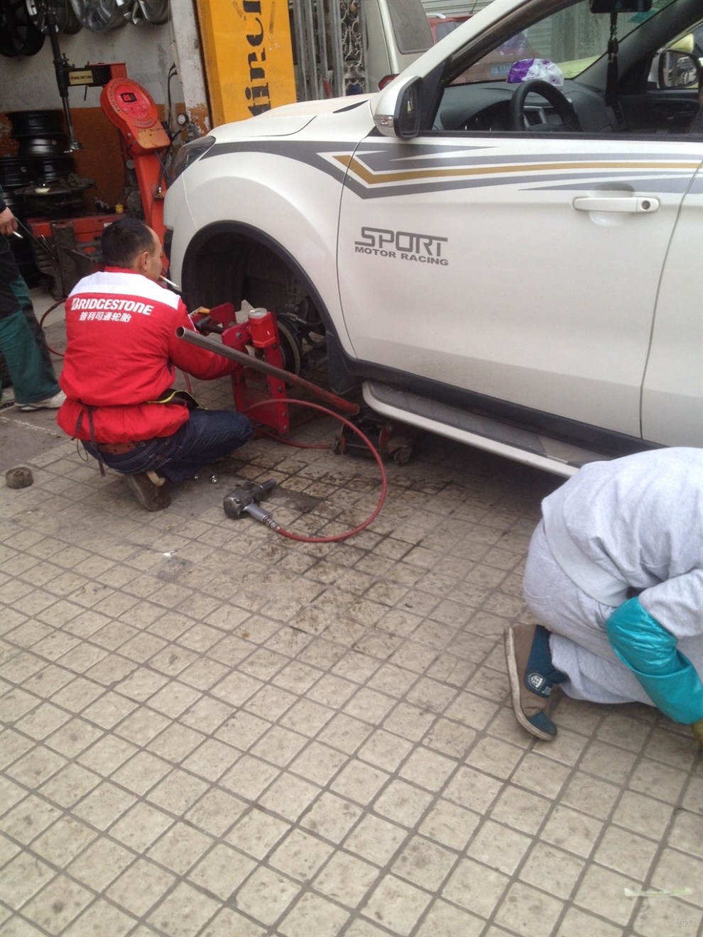 准备过年 去检查一次轮胎】_长安cs35论坛图片集锦_汽车论坛-易车网