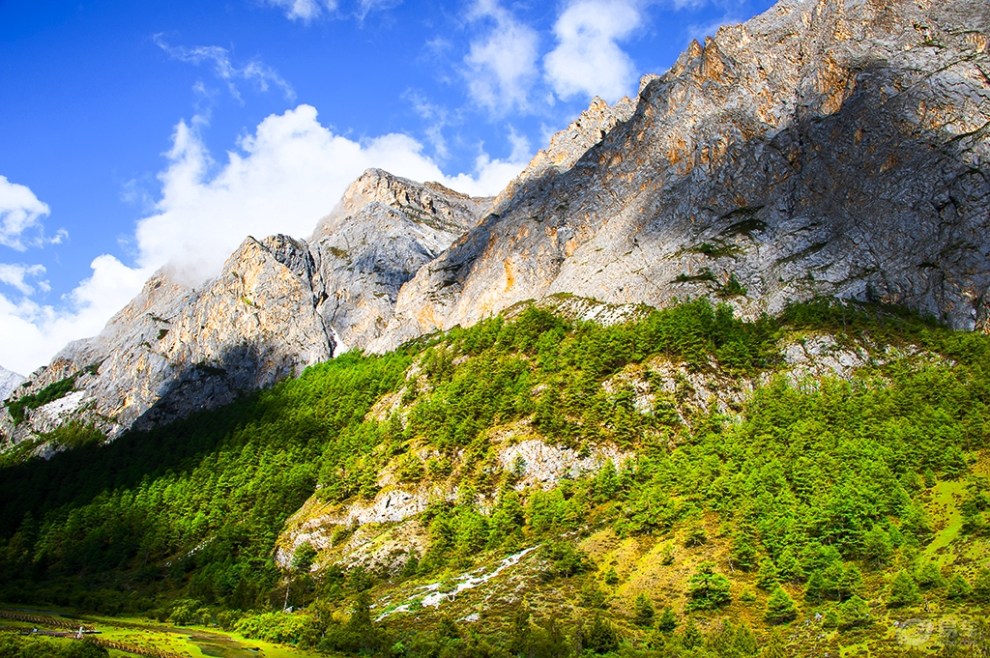 行走在川藏318线(号称中国最后一片净土-亚丁!