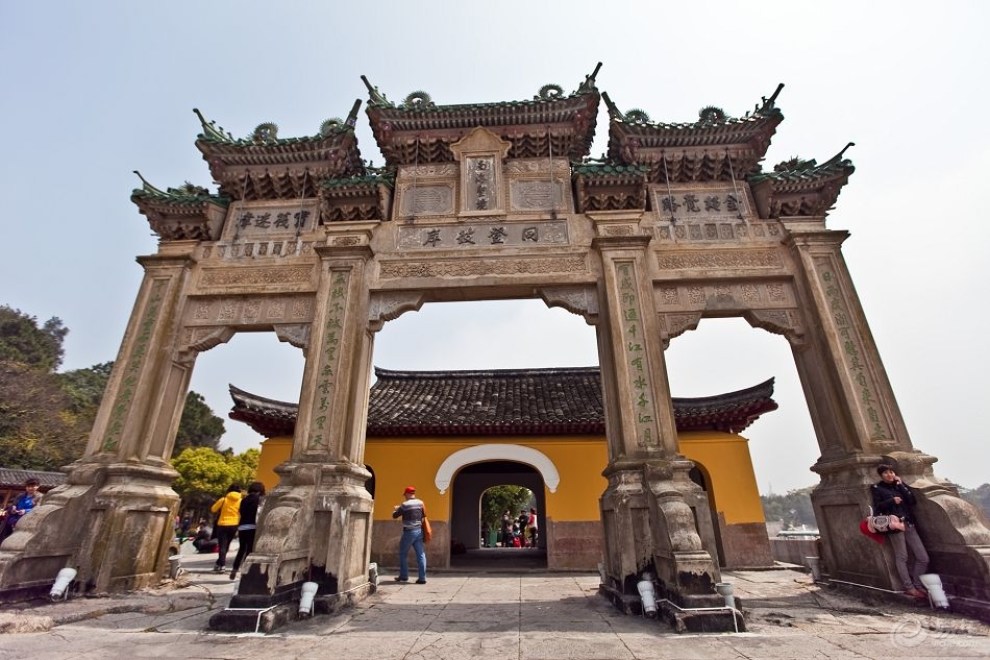 普陀山短姑圣迹,海岸牌坊