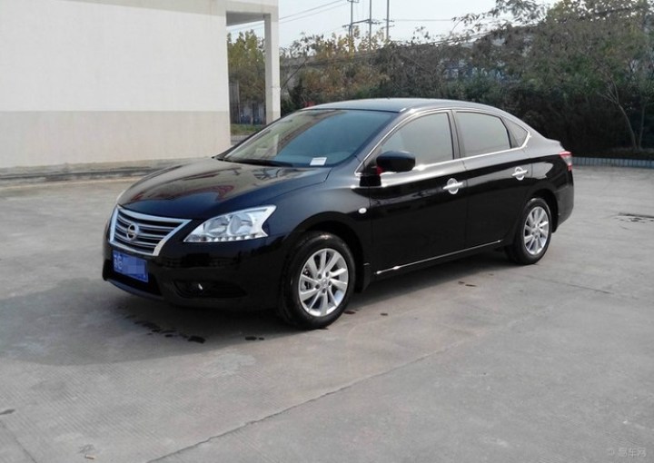 2014款黑色新轩逸手动豪华版提车作业