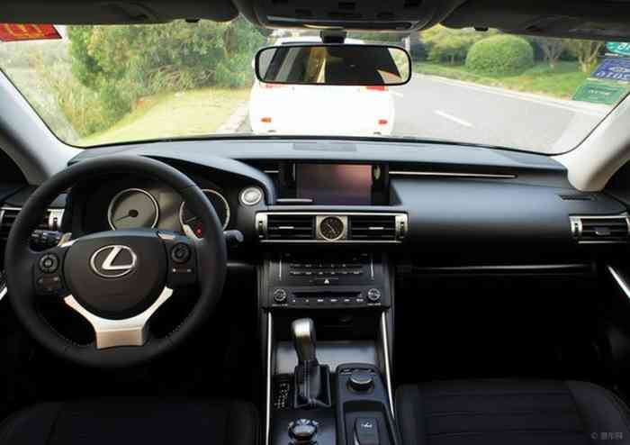 一黑到底,is250普通版,提车作业