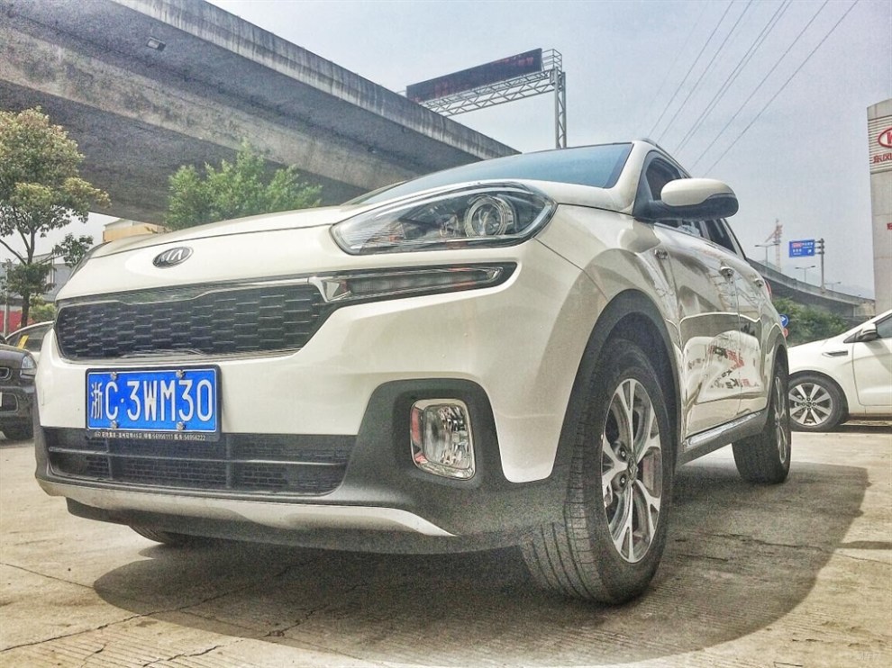 白色傲跑简单提车作业