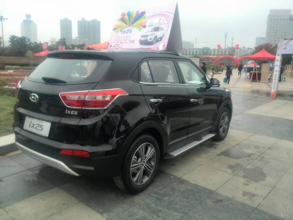 【ix25黑色 车展现场拍摄 满足大家对黑色的好奇心】_北京现代ix25