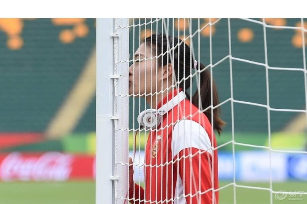 王丽思90分钟绝杀 女足全场狂攻1-0荷兰