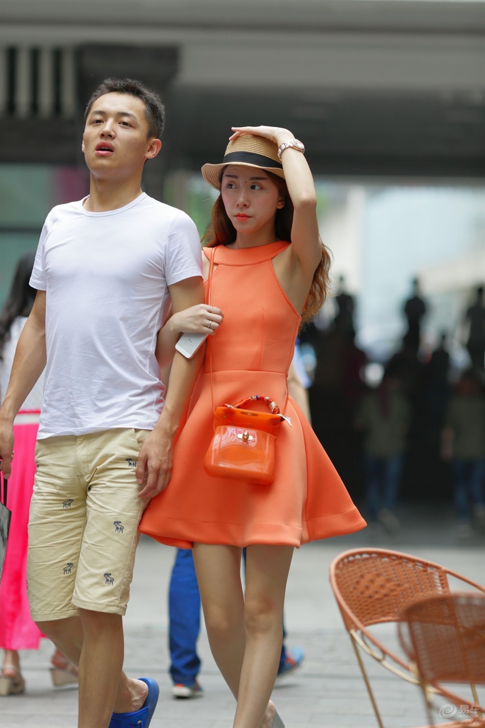 【街拍美女欣赏】_山西论坛图片集锦_汽车论坛-易车网