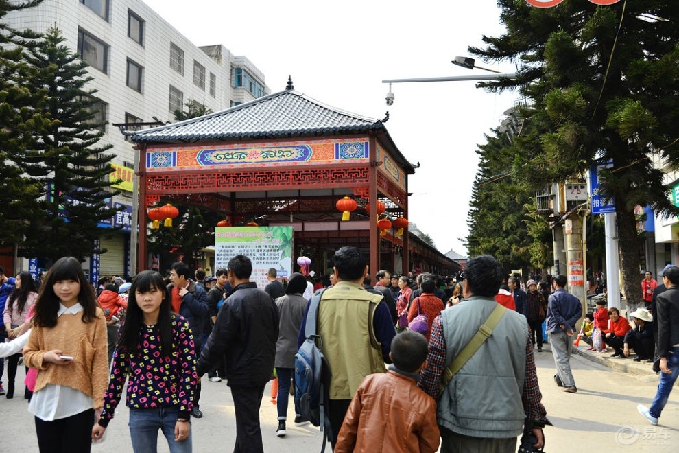 *牛贴*【年味】赶花街