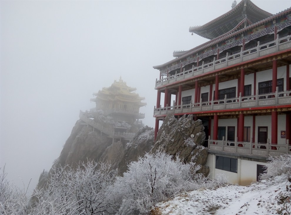 【神韻原創首發】雪中登老君山