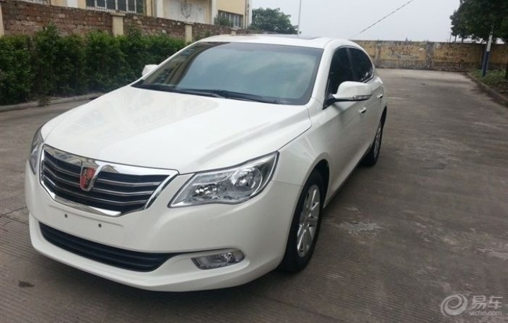 配置相当厚道 购荣威950最低配 2.0l舒适版