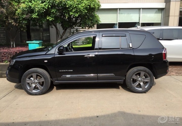 黑色指南者提车