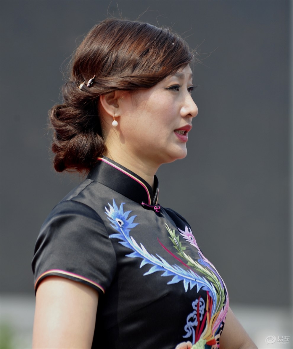 【母亲节--旗袍秀】_摄影论坛图片集锦_汽车论坛-易车网