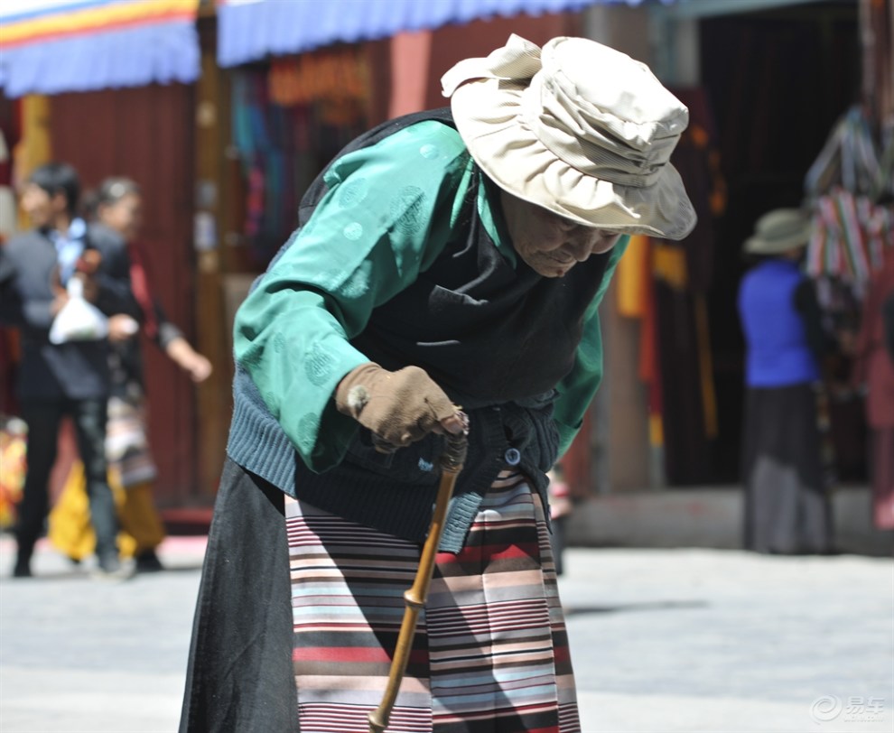 大昭寺的朝拜者