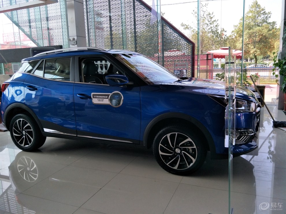 看看新上市的t300