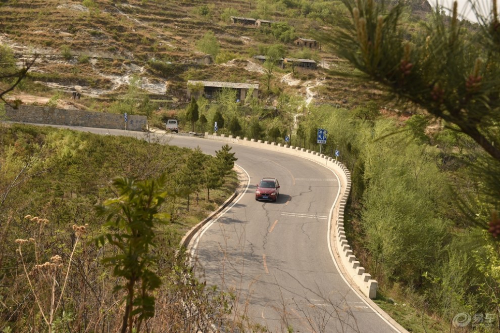 【精华帖争霸赛】五一小假体验盘山道"红井路".